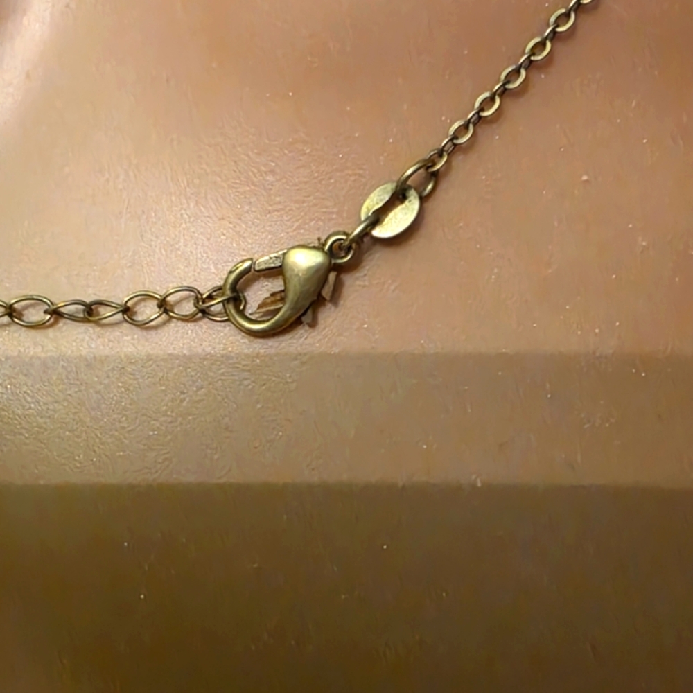 Antique Gold Cat Necklace Pendant, Gold Cat Necklace, Minimalist Elegant Kitty - Picture 11 of 13